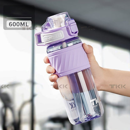 TKK กระบอกน้ำ 600ml พลาสติก Tritan BPA Free พร้อมหลอดดูด พกพาง่าย กันรั่ว สำหรับทำงาน ออกกำลังกาย